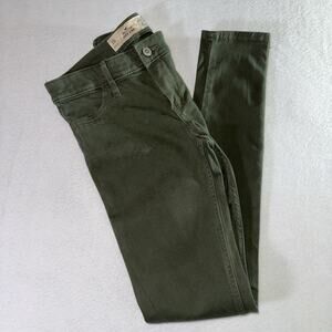 Hollister Super Skinny Green Jean Pants Jegging Size 0-R (26x30) Trendy